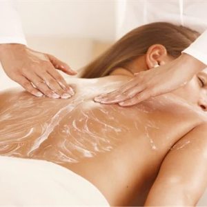 Espalda: Limpieza+Exfoliación+ Hidratación